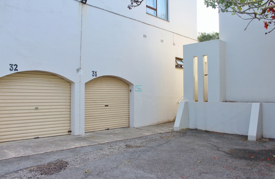 2 Bedroom Property for Sale in West Beach Eastern Cape